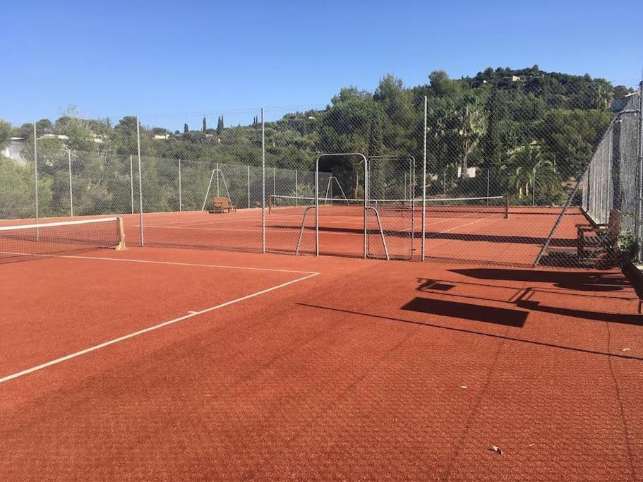 10 A 12 Pers Famille Amateurs Randonnee Boulouris Panorama Saint Raphael Tennis Piscine Partage Exterior foto
